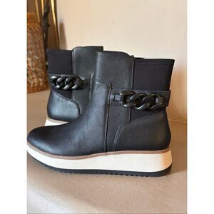 NWT Clarks shoes